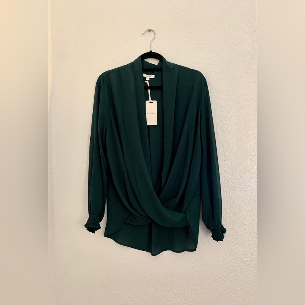 Emerald blouse 💚